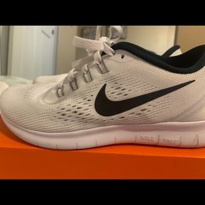 Nike Free Run size 6.5W